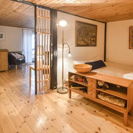 Beautiful In W/ 4 Bedrooms Semesterbostad